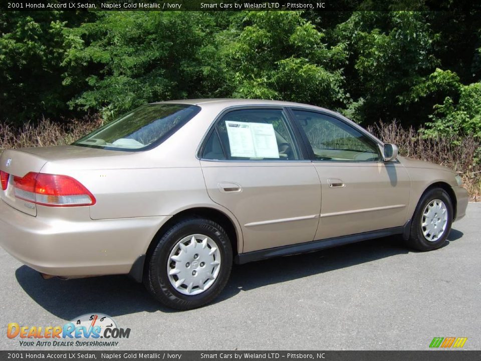 2001 Honda Accord LX Sedan Naples Gold Metallic / Ivory Photo #8
