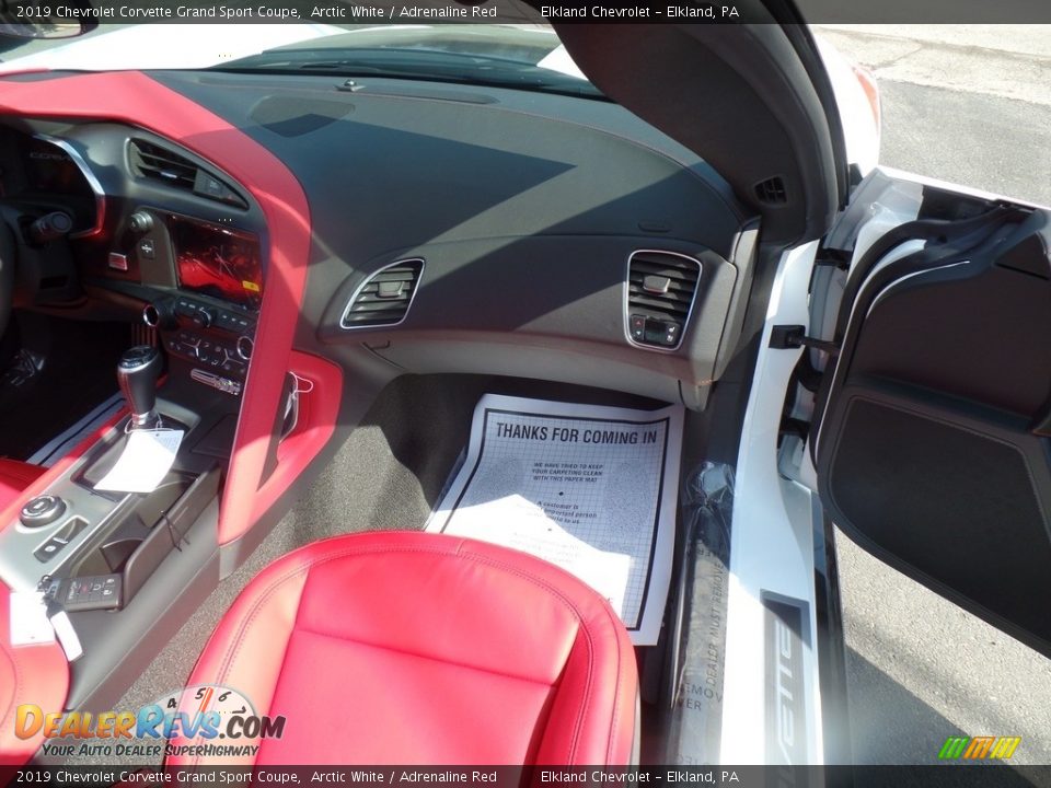 2019 Chevrolet Corvette Grand Sport Coupe Arctic White / Adrenaline Red Photo #16