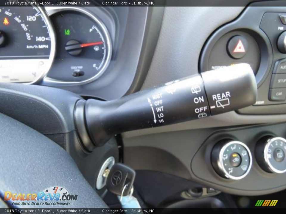 2018 Toyota Yaris 3-Door L Super White / Black Photo #14