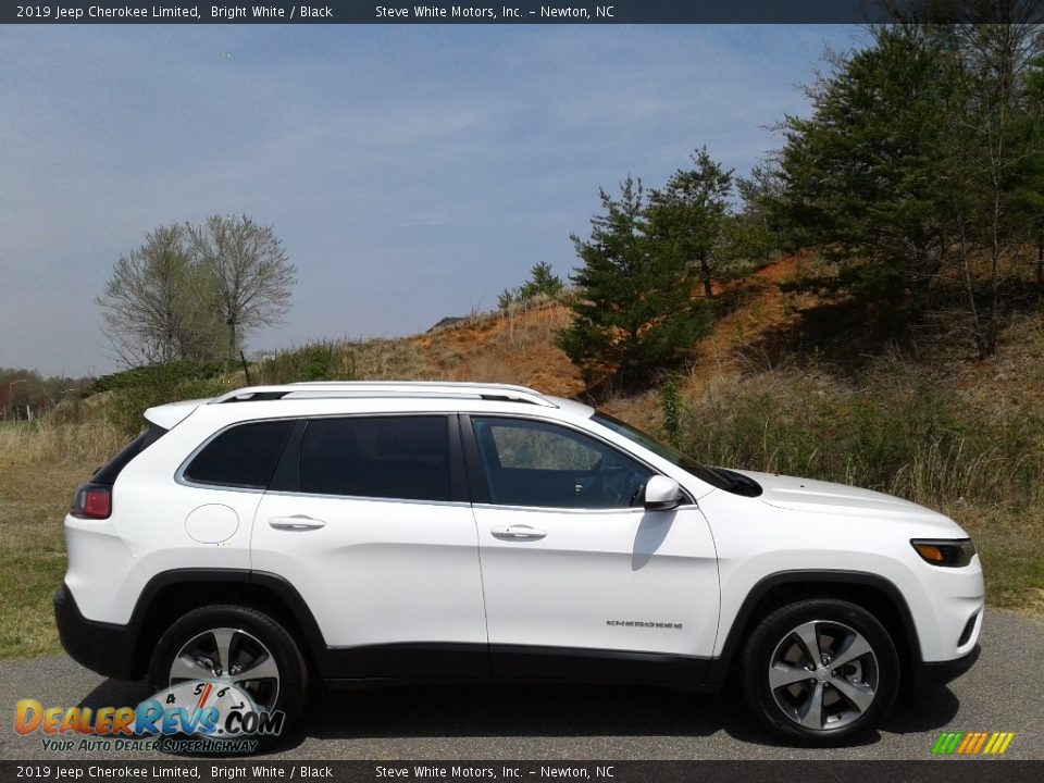 Bright White 2019 Jeep Cherokee Limited Photo #5