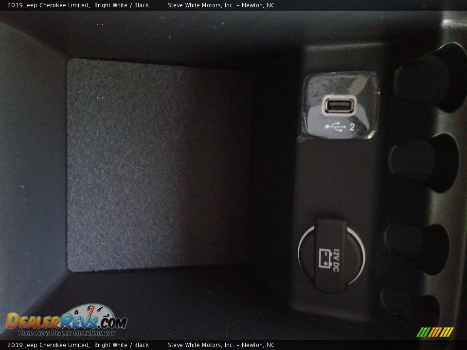 2019 Jeep Cherokee Limited Bright White / Black Photo #29