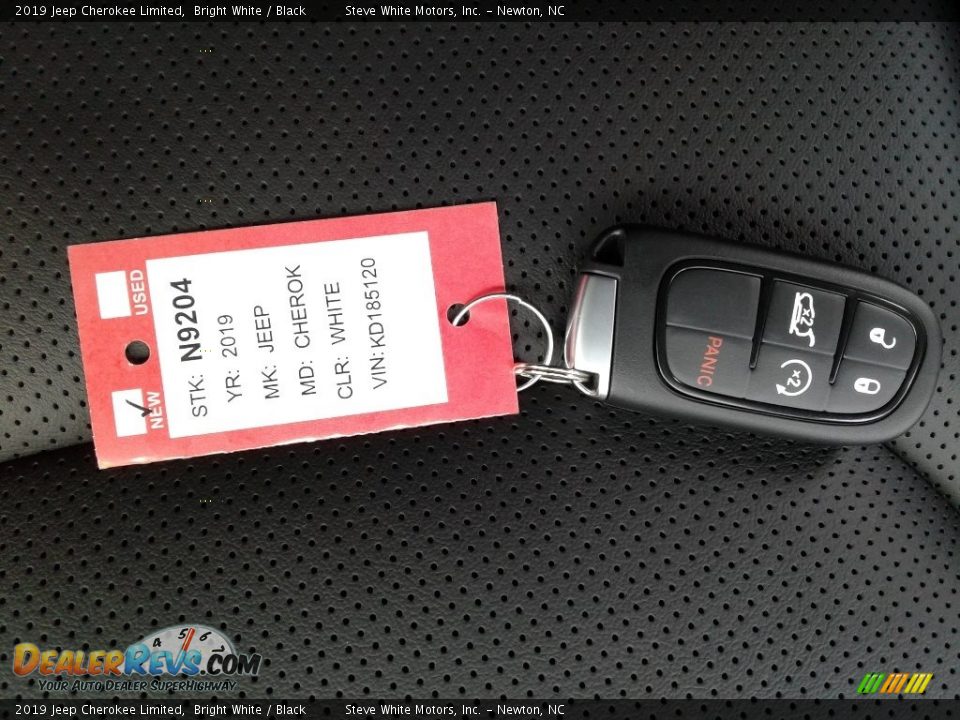 Keys of 2019 Jeep Cherokee Limited Photo #32