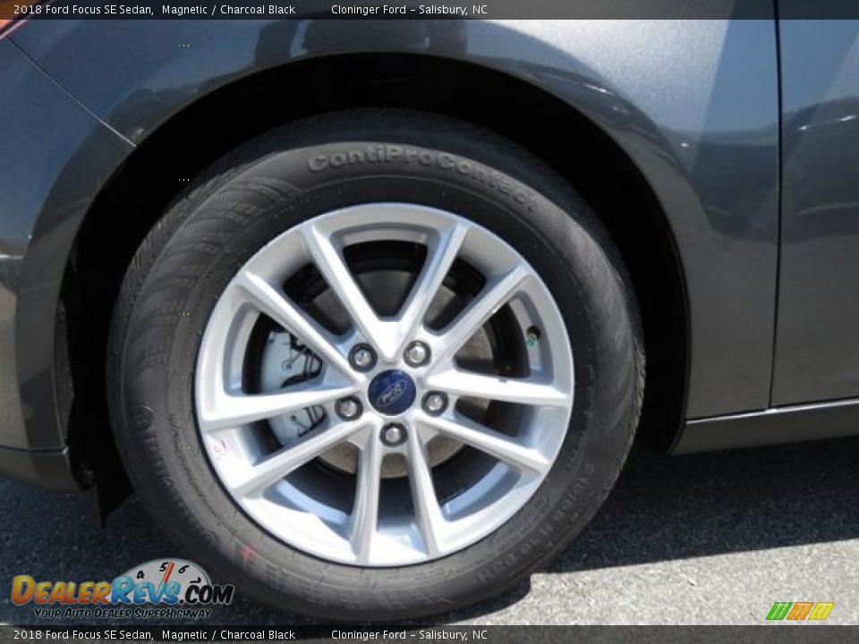 2018 Ford Focus SE Sedan Magnetic / Charcoal Black Photo #6