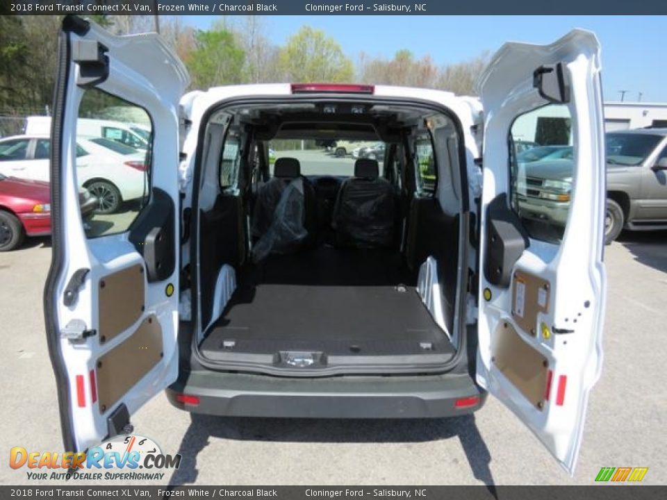 2018 Ford Transit Connect XL Van Frozen White / Charcoal Black Photo #10