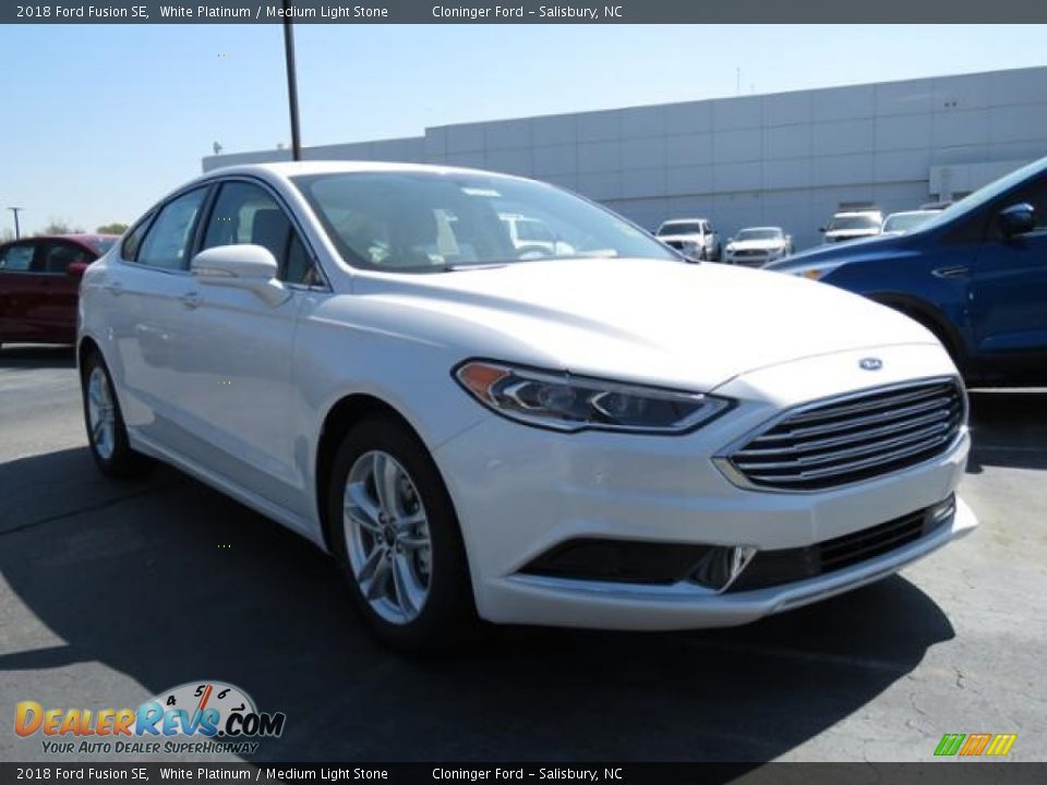 2018 Ford Fusion SE White Platinum / Medium Light Stone Photo #1