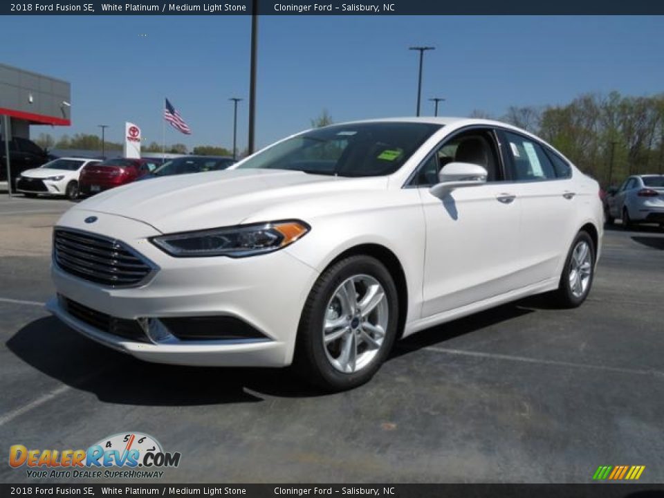 2018 Ford Fusion SE White Platinum / Medium Light Stone Photo #6