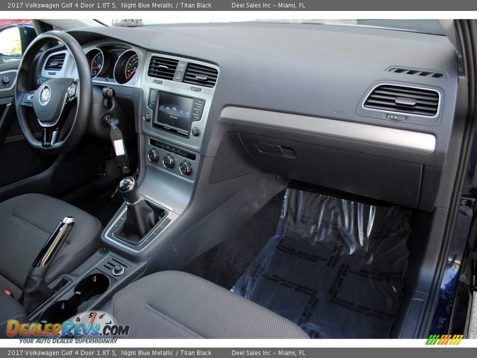 2017 Volkswagen Golf 4 Door 1.8T S Night Blue Metallic / Titan Black Photo #18
