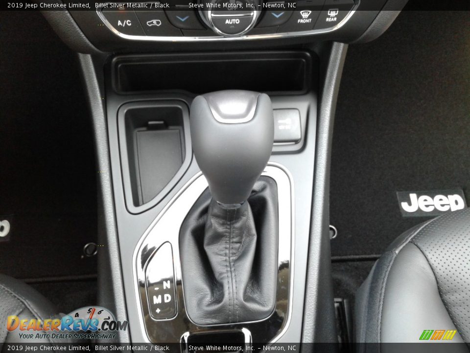 2019 Jeep Cherokee Limited Shifter Photo #26