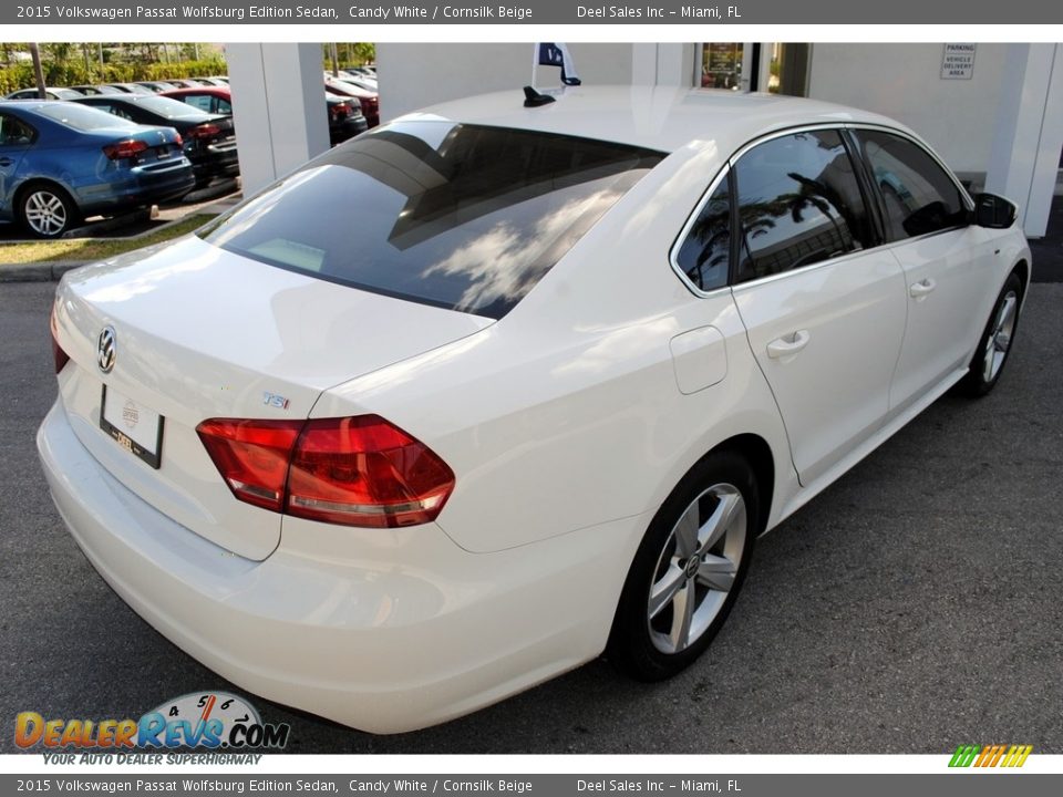 2015 Volkswagen Passat Wolfsburg Edition Sedan Candy White / Cornsilk Beige Photo #9