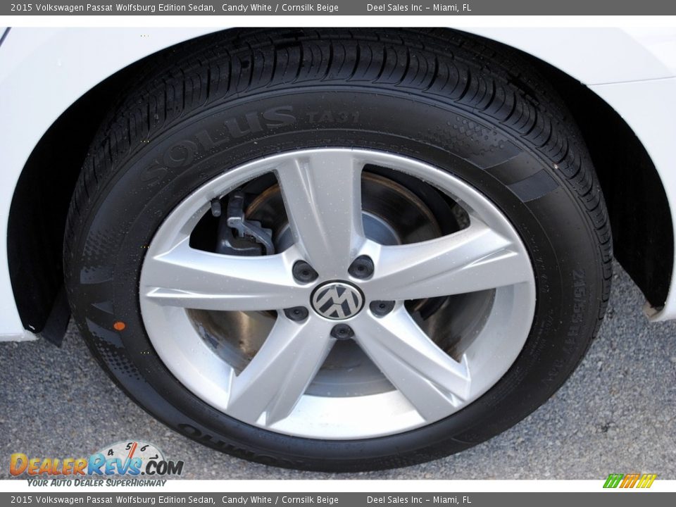 2015 Volkswagen Passat Wolfsburg Edition Sedan Candy White / Cornsilk Beige Photo #11