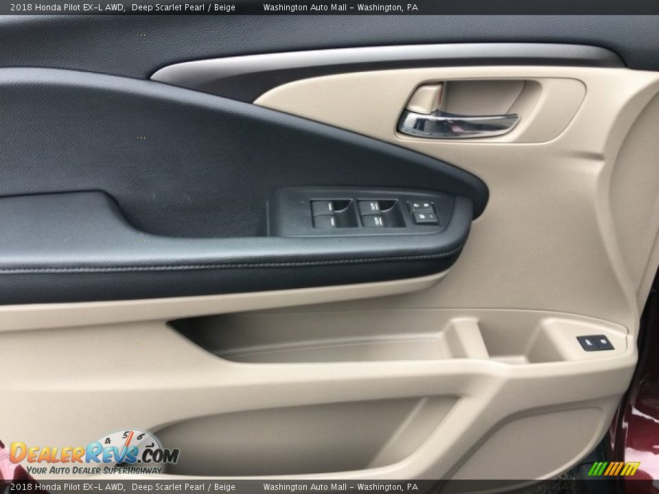 Door Panel of 2018 Honda Pilot EX-L AWD Photo #11
