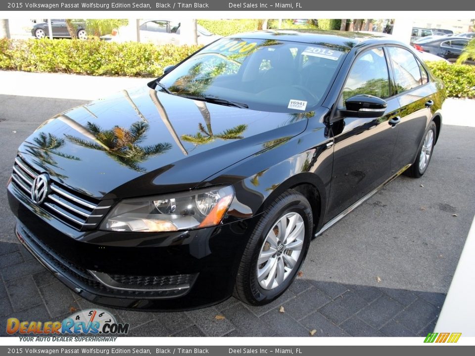 2015 Volkswagen Passat Wolfsburg Edition Sedan Black / Titan Black Photo #4