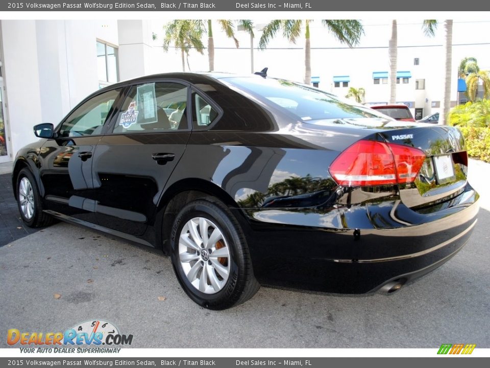 2015 Volkswagen Passat Wolfsburg Edition Sedan Black / Titan Black Photo #7
