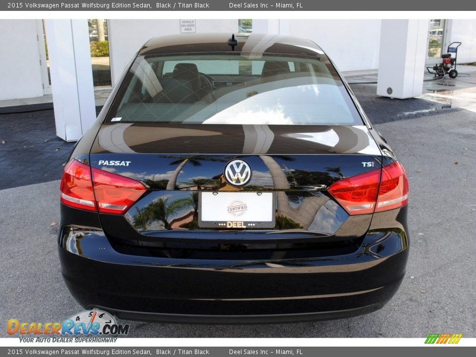 2015 Volkswagen Passat Wolfsburg Edition Sedan Black / Titan Black Photo #8