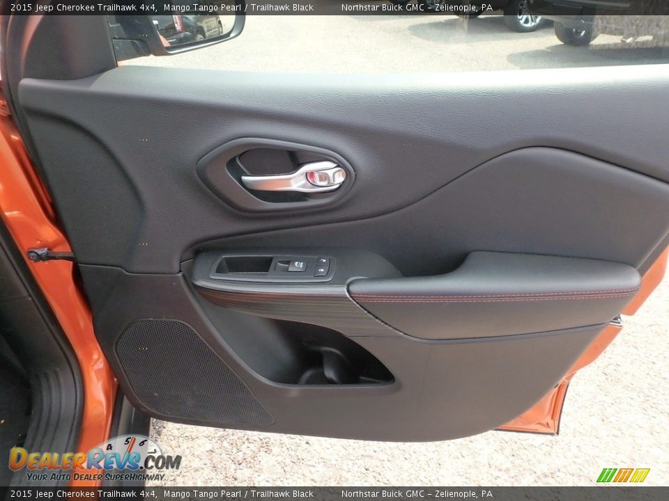 2015 Jeep Cherokee Trailhawk 4x4 Mango Tango Pearl / Trailhawk Black Photo #7