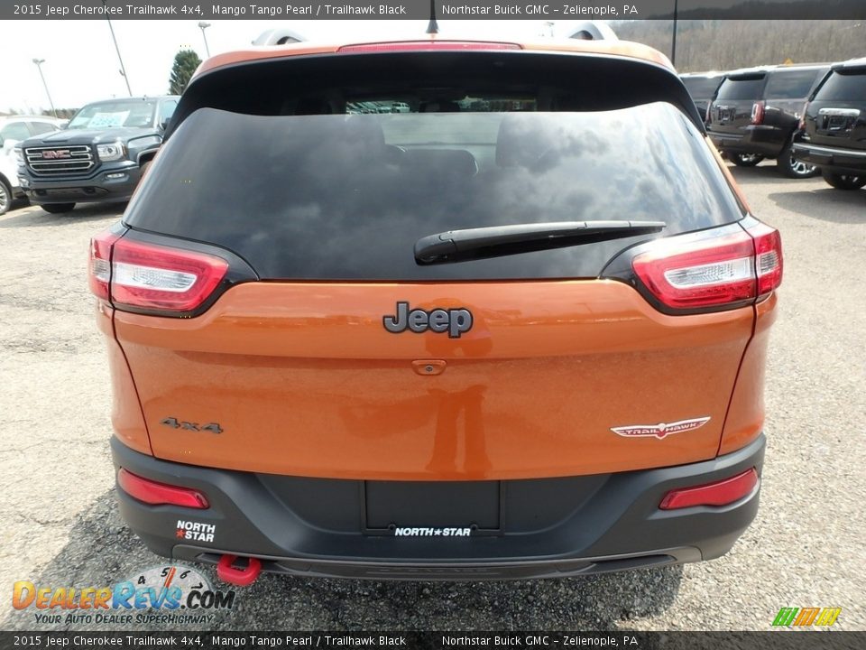 2015 Jeep Cherokee Trailhawk 4x4 Mango Tango Pearl / Trailhawk Black Photo #10