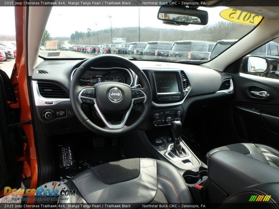 2015 Jeep Cherokee Trailhawk 4x4 Mango Tango Pearl / Trailhawk Black Photo #17