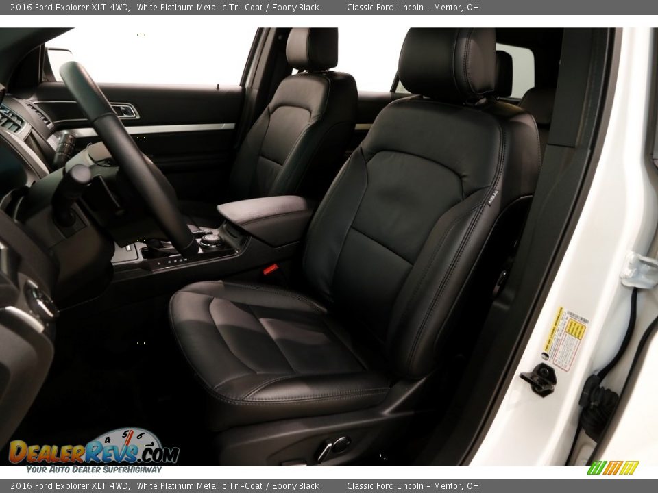 2016 Ford Explorer XLT 4WD White Platinum Metallic Tri-Coat / Ebony Black Photo #7