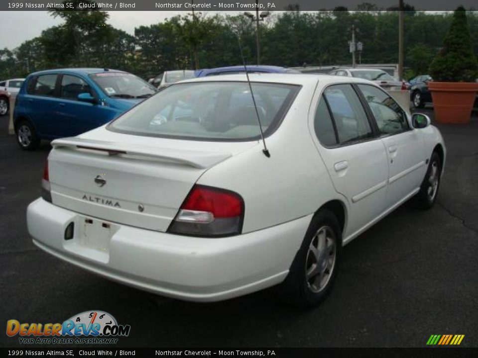 1999 Nissan Altima SE Cloud White / Blond Photo #3
