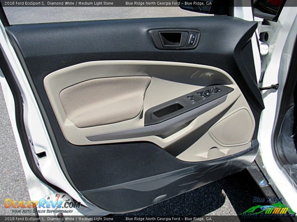 2018 Ford EcoSport S Diamond White / Medium Light Stone Photo #26