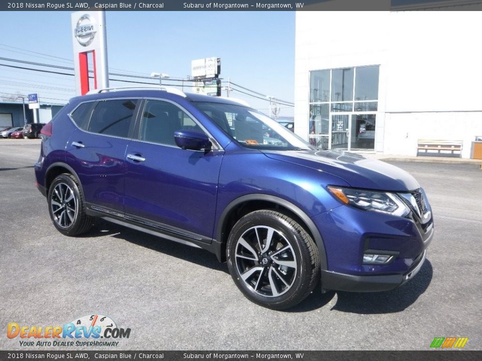 Front 3/4 View of 2018 Nissan Rogue SL AWD Photo #1