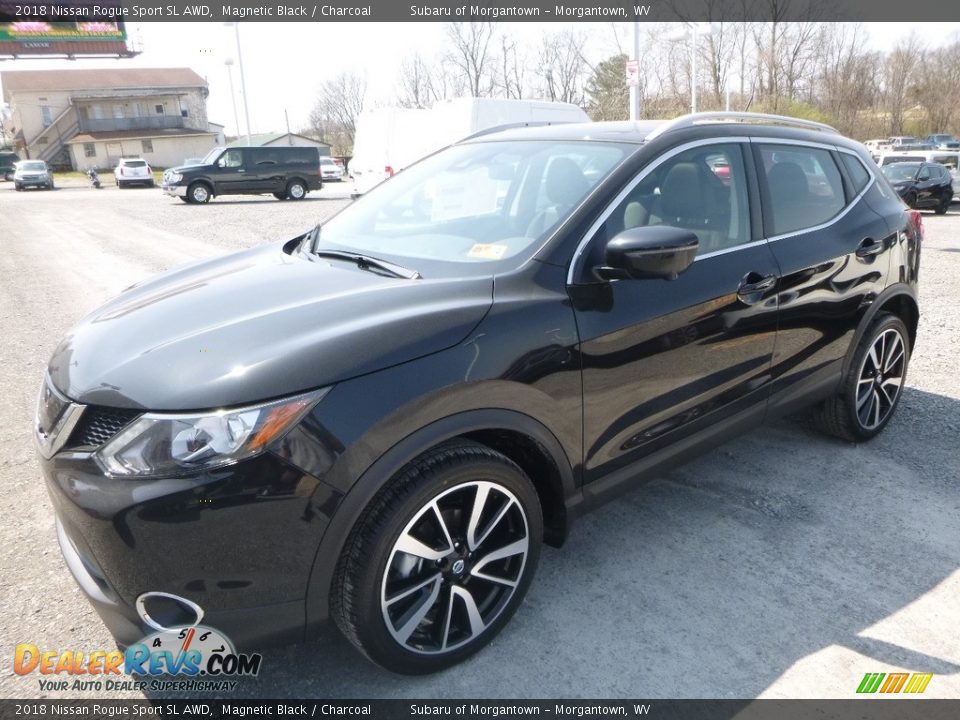 2018 Nissan Rogue Sport SL AWD Magnetic Black / Charcoal Photo #8