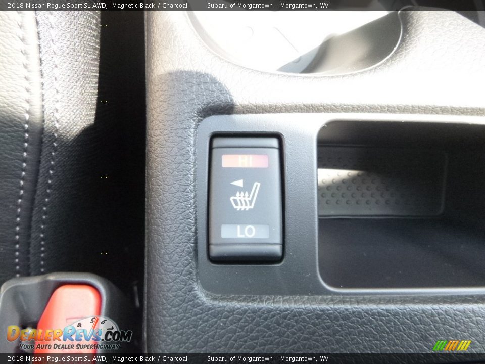 Controls of 2018 Nissan Rogue Sport SL AWD Photo #20