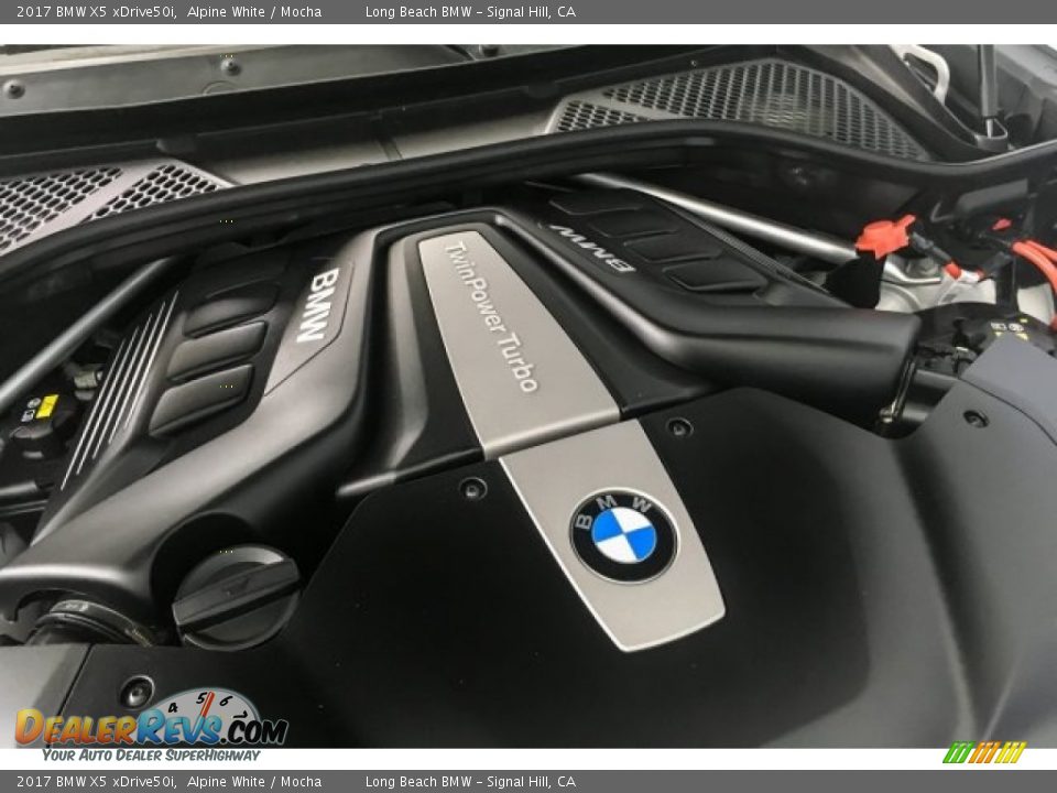 2017 BMW X5 xDrive50i Alpine White / Mocha Photo #28