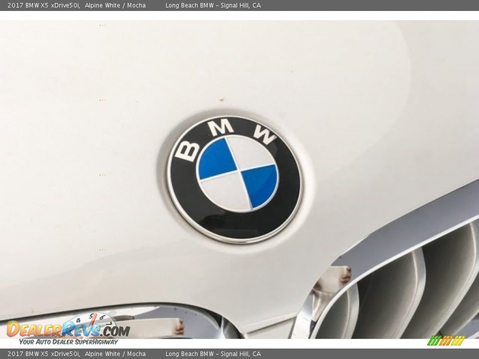 2017 BMW X5 xDrive50i Alpine White / Mocha Photo #30