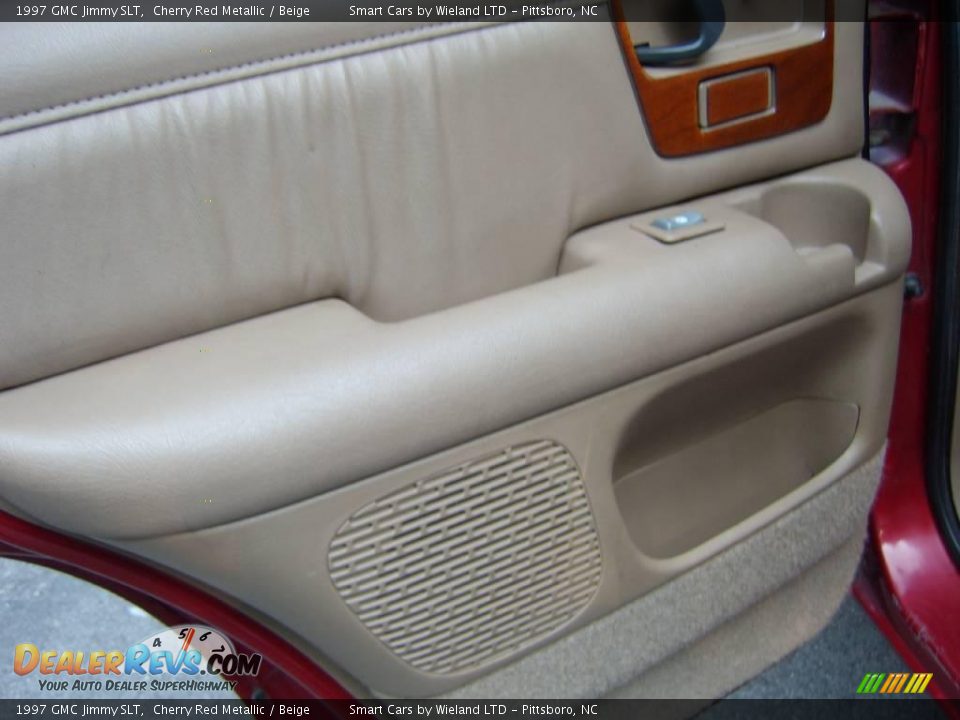 1997 GMC Jimmy SLT Cherry Red Metallic / Beige Photo #22