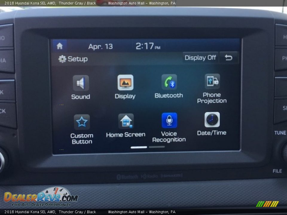 Controls of 2018 Hyundai Kona SEL AWD Photo #16