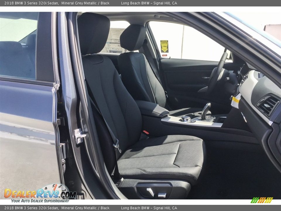 2018 BMW 3 Series 320i Sedan Mineral Grey Metallic / Black Photo #2
