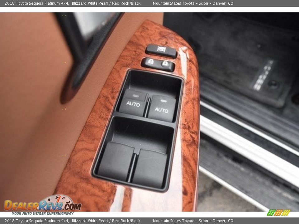 Controls of 2018 Toyota Sequoia Platinum 4x4 Photo #28
