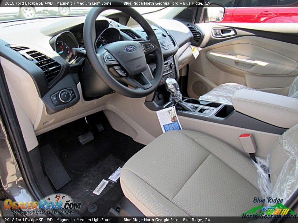 2018 Ford Escape SE 4WD Magnetic / Medium Light Stone Photo #24