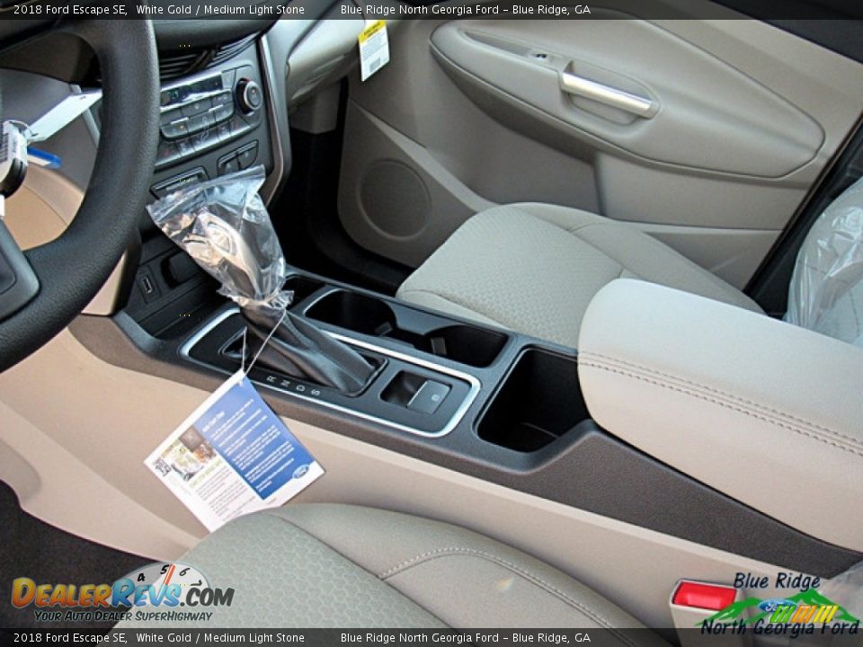 2018 Ford Escape SE White Gold / Medium Light Stone Photo #23