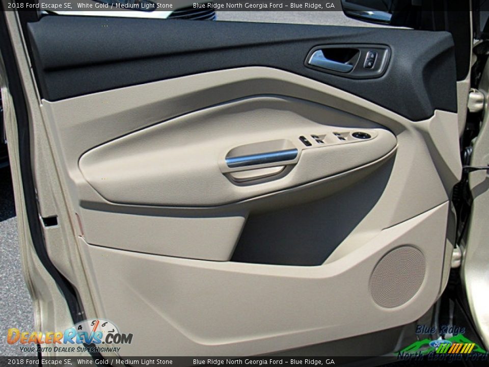 2018 Ford Escape SE White Gold / Medium Light Stone Photo #24