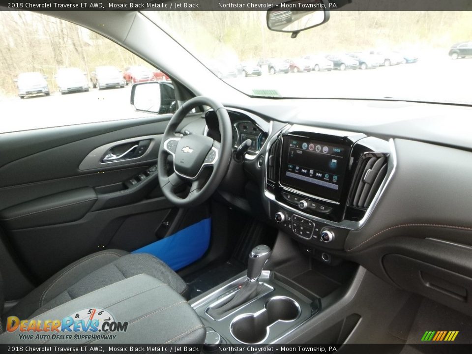 2018 Chevrolet Traverse LT AWD Mosaic Black Metallic / Jet Black Photo #11