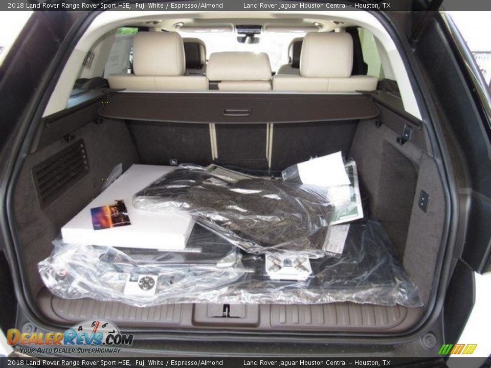 2018 Land Rover Range Rover Sport HSE Fuji White / Espresso/Almond Photo #17