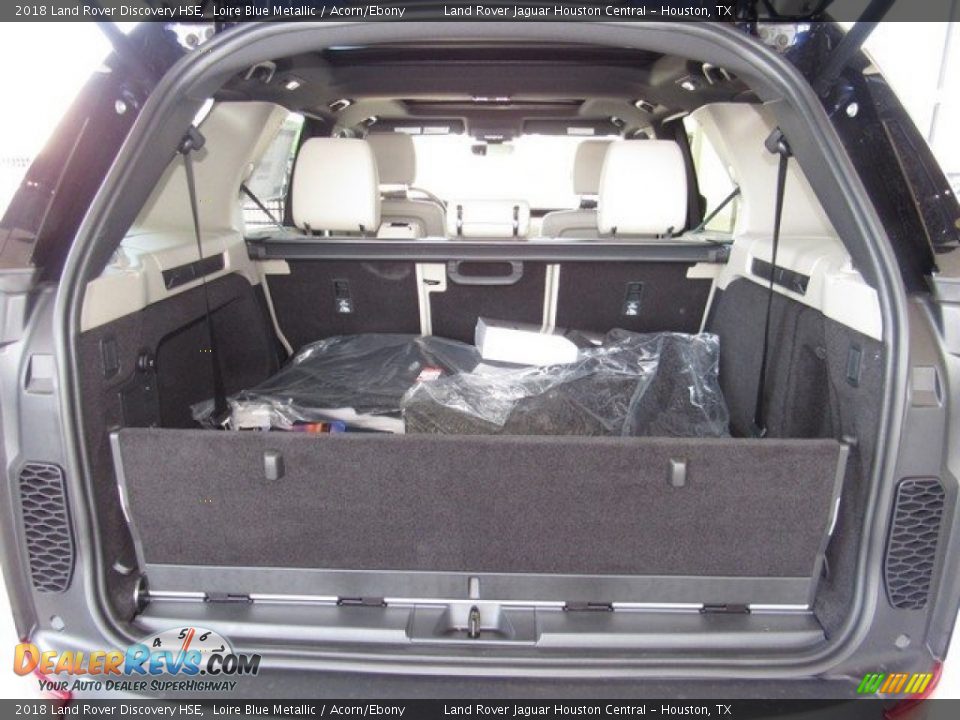 2018 Land Rover Discovery HSE Loire Blue Metallic / Acorn/Ebony Photo #17