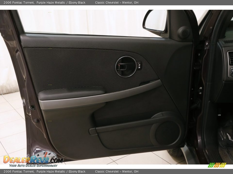 2006 Pontiac Torrent Purple Haze Metallic / Ebony Black Photo #4