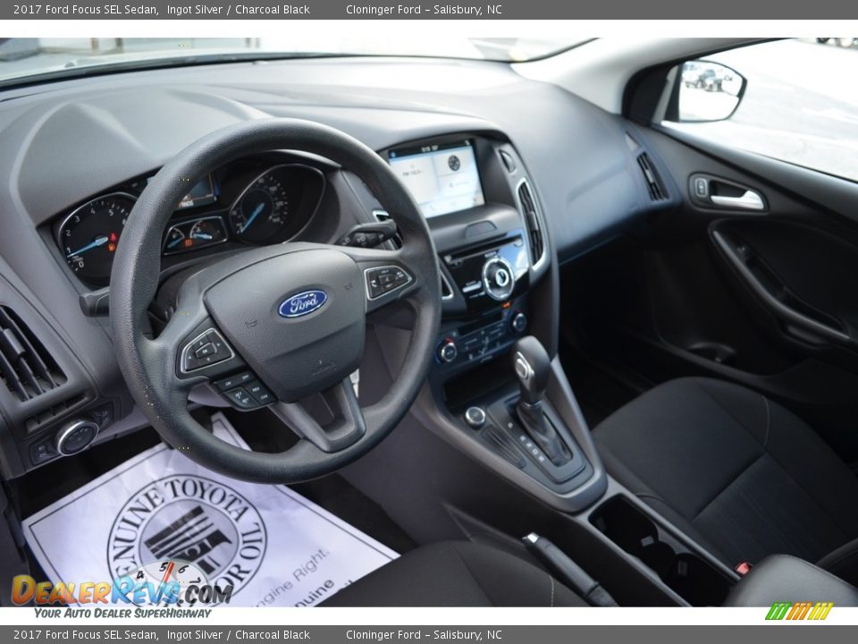 2017 Ford Focus SEL Sedan Ingot Silver / Charcoal Black Photo #10