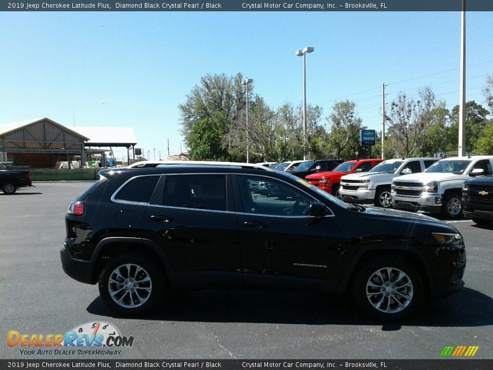 2019 Jeep Cherokee Latitude Plus Diamond Black Crystal Pearl / Black Photo #6