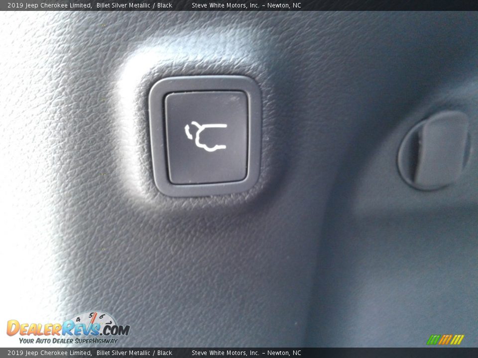 2019 Jeep Cherokee Limited Billet Silver Metallic / Black Photo #13