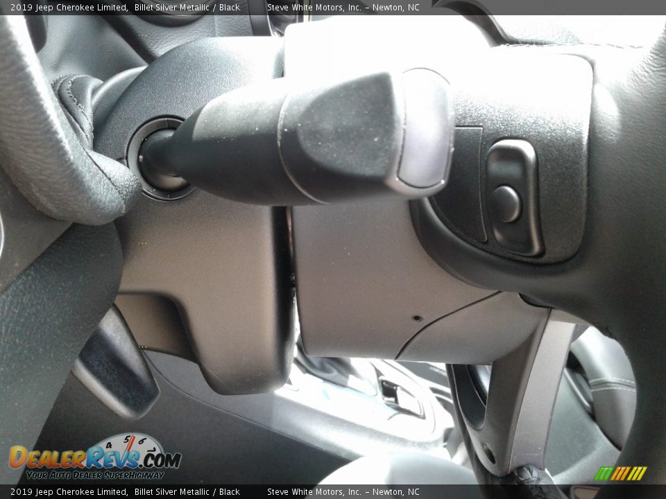 2019 Jeep Cherokee Limited Billet Silver Metallic / Black Photo #17