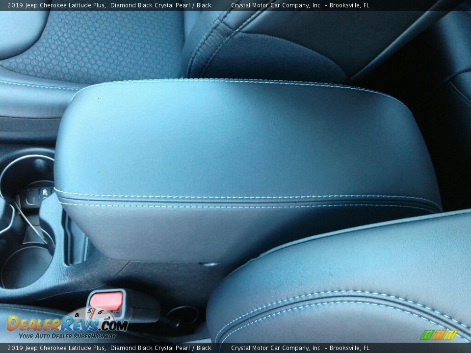 2019 Jeep Cherokee Latitude Plus Diamond Black Crystal Pearl / Black Photo #18