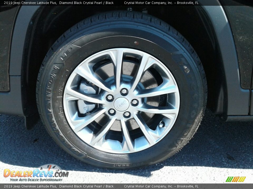 2019 Jeep Cherokee Latitude Plus Diamond Black Crystal Pearl / Black Photo #20