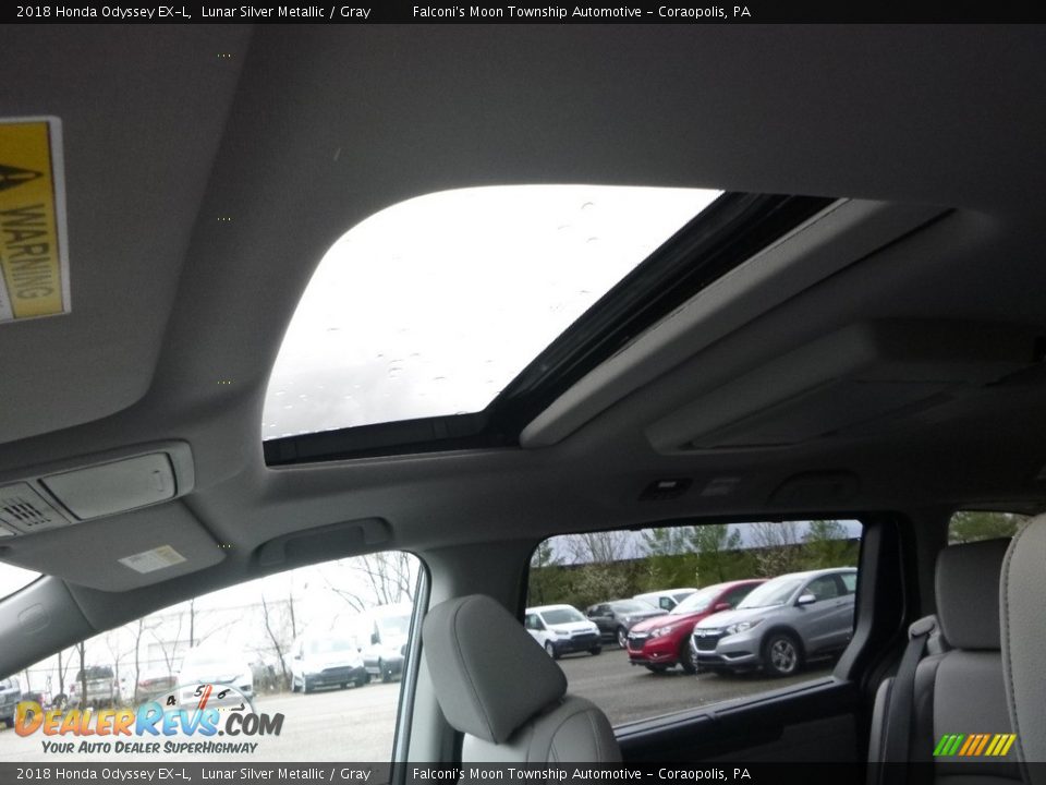 2018 Honda Odyssey EX-L Lunar Silver Metallic / Gray Photo #12