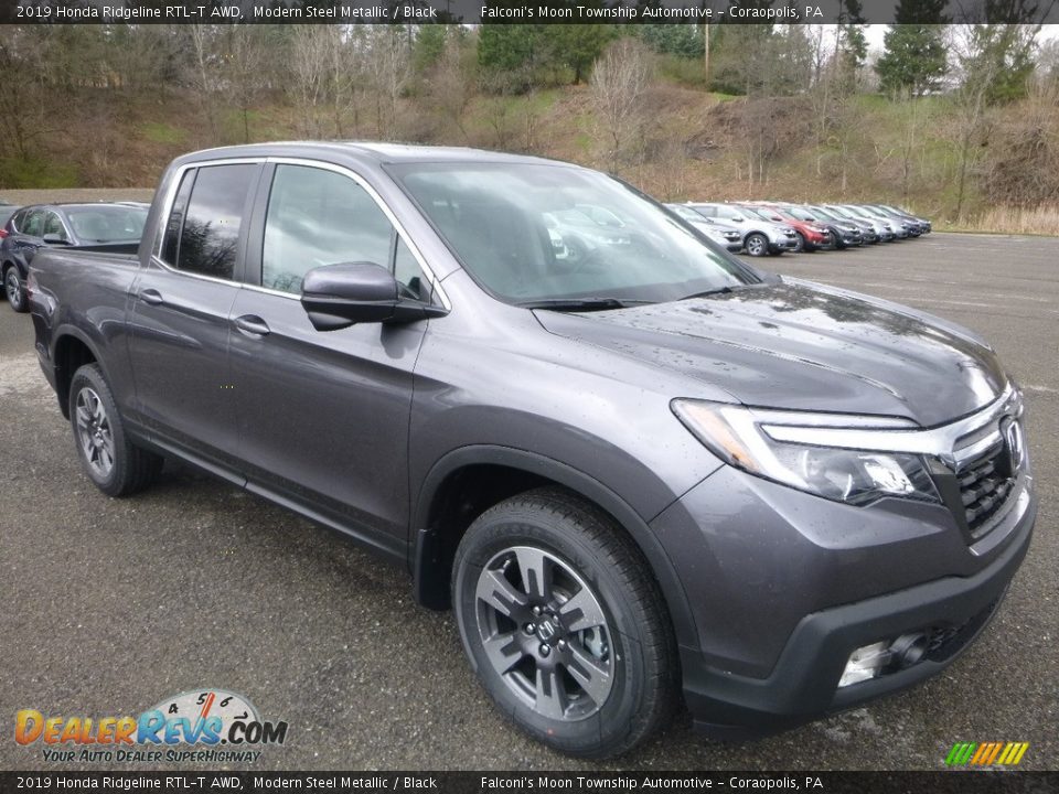 Front 3/4 View of 2019 Honda Ridgeline RTL-T AWD Photo #5
