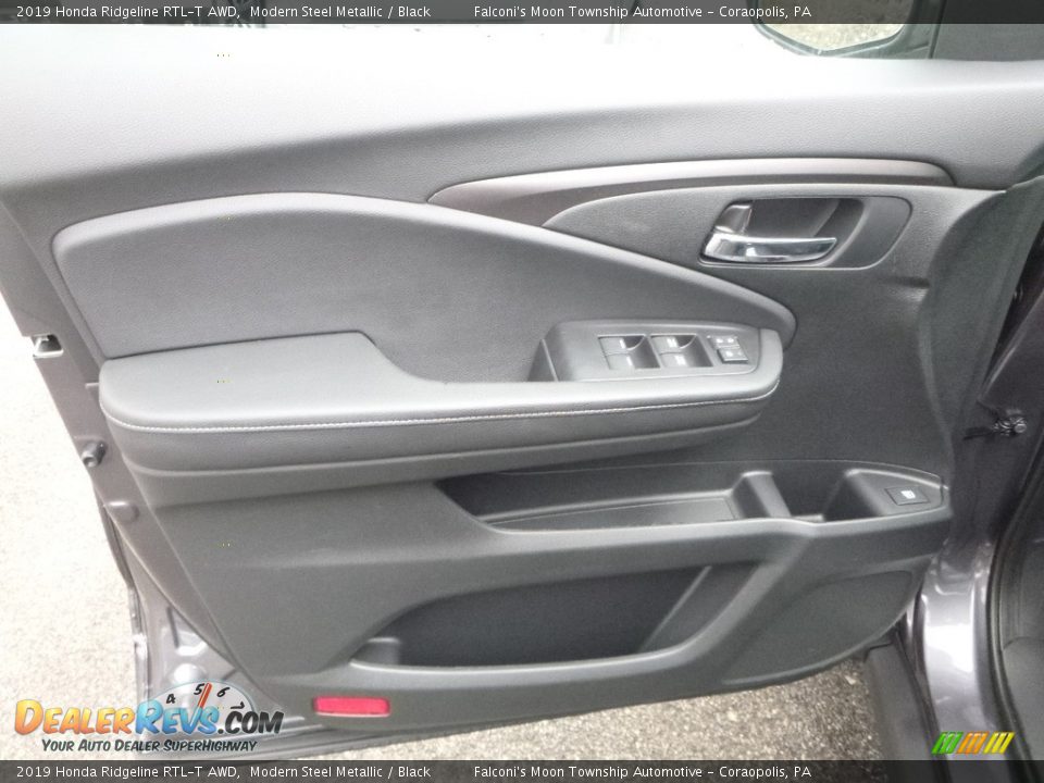 Door Panel of 2019 Honda Ridgeline RTL-T AWD Photo #11