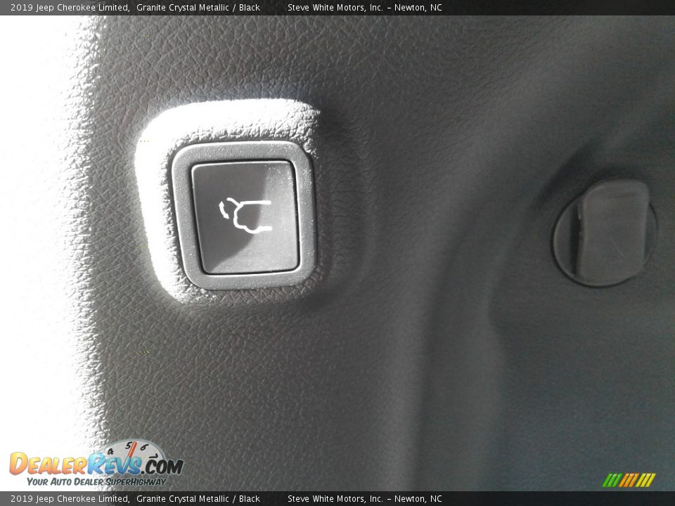 2019 Jeep Cherokee Limited Granite Crystal Metallic / Black Photo #13